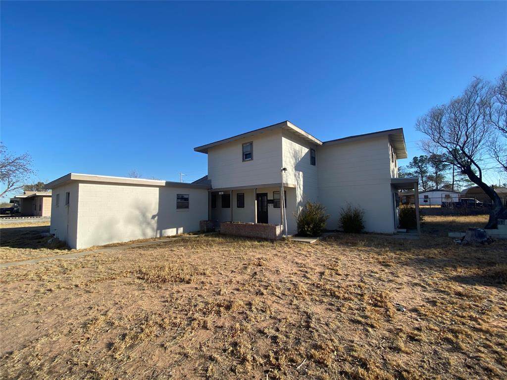 743 Ash Street - Photo 1