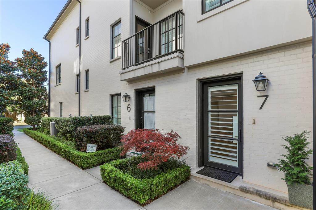 3437 Milton Avenue - Photo 1
