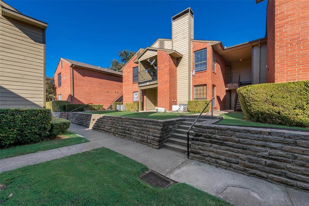 5909 Lake Hubbard Parkway - Photo 1