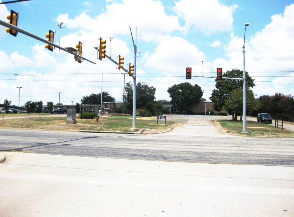 500 Hwy 37 - Photo 1