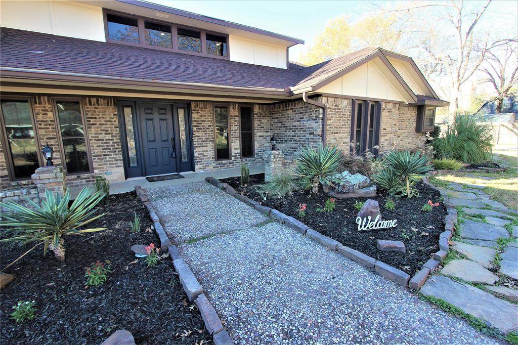 860 41ST Street - Photo 1