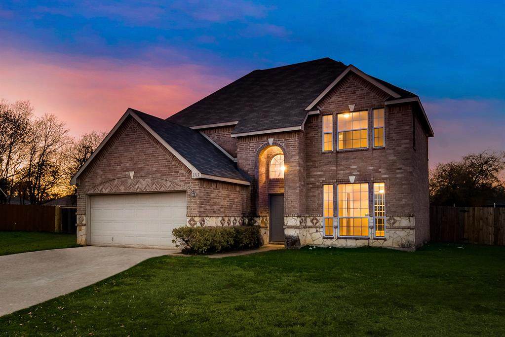 2712 Maci Court - Photo 1