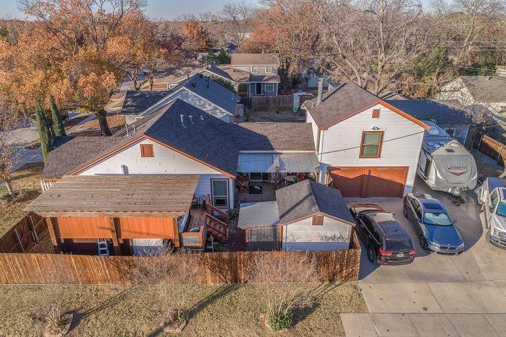 2737 Wayside Avenue - Photo 1