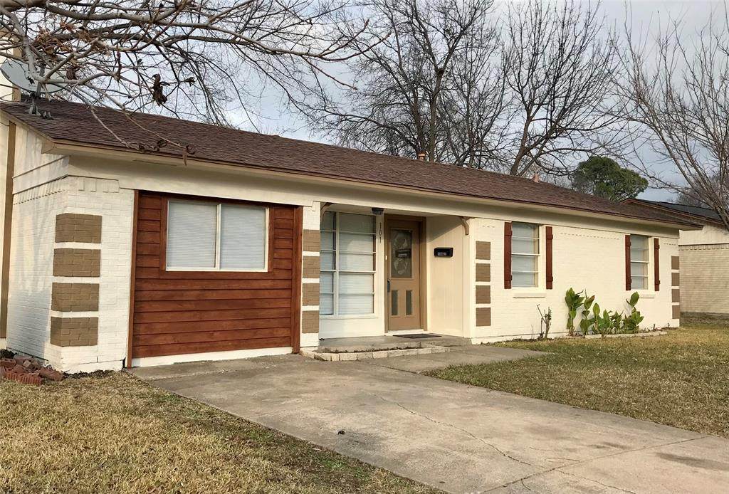 101 Marigold Drive - Photo 1