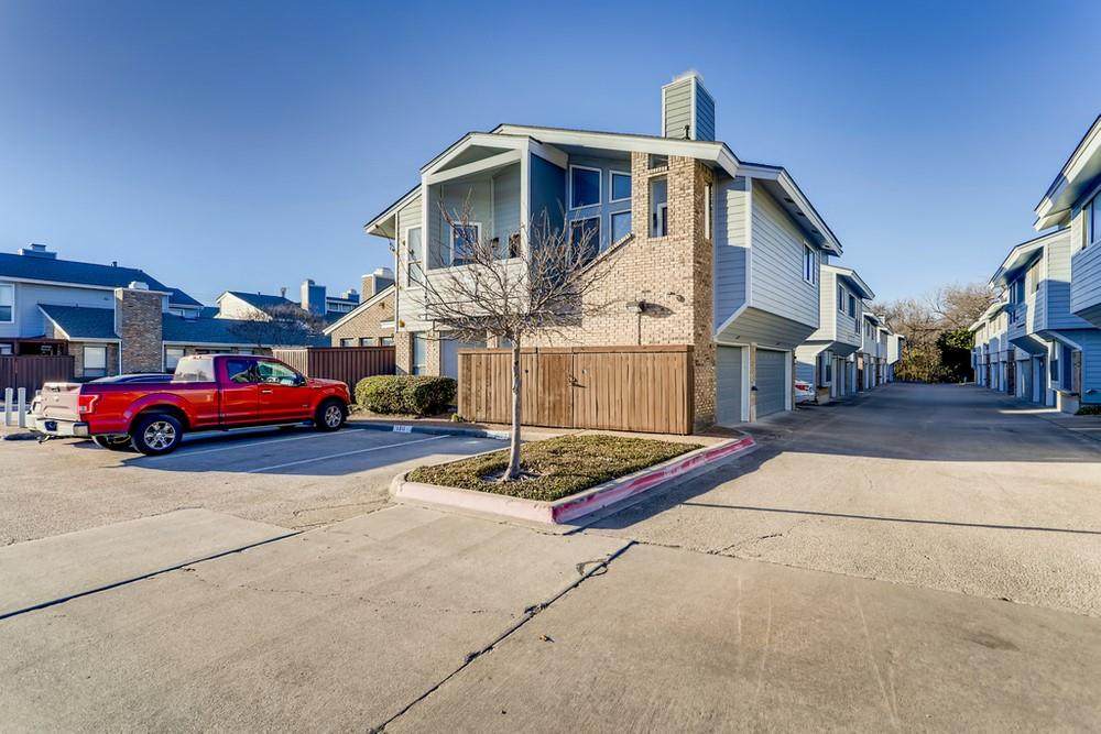 17490 Meandering Way - Photo 1