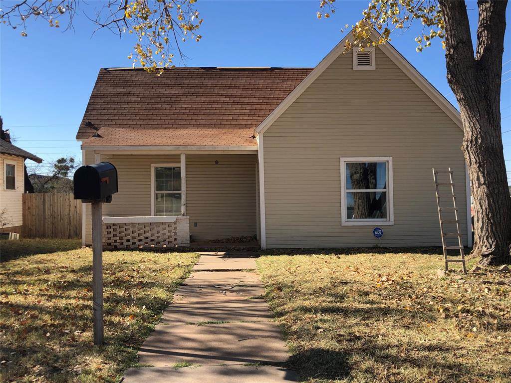 911 Elm Street - Photo 1