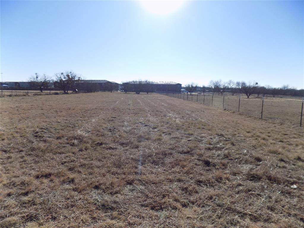 707 Old Comanche Rd - Photo 1