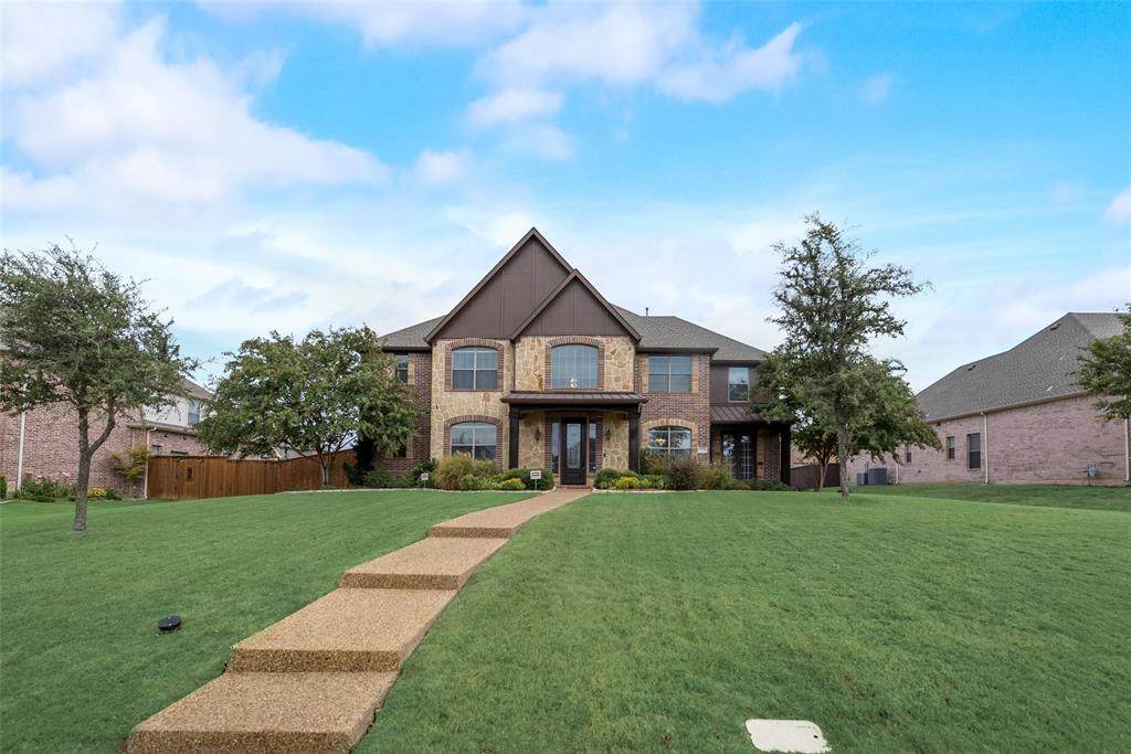 304 Highpoint Drive - Photo 1