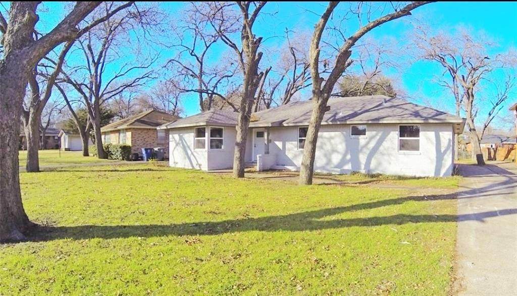 2753 Larkspur Lane - Photo 1