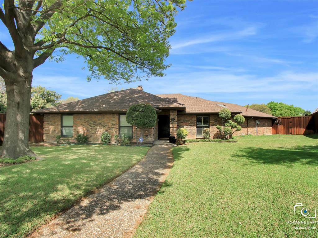 1616 Emory Circle - Photo 1