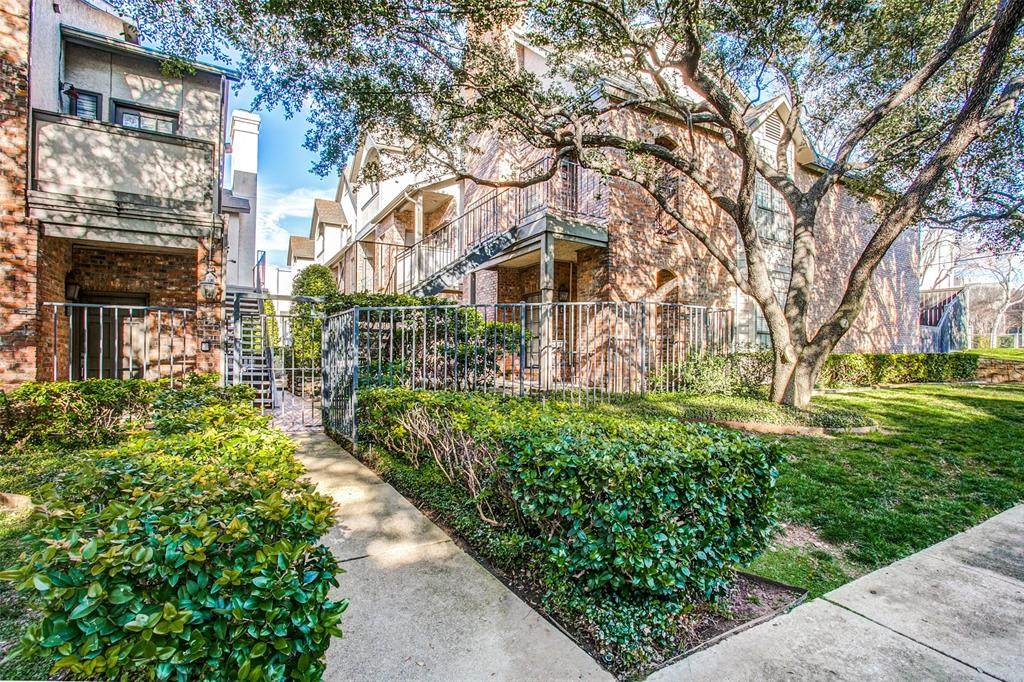 4102 Buena Vista Street - Photo 1