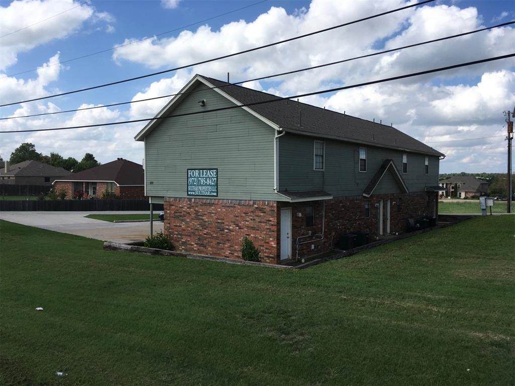 807 Walnut Street - Photo 1