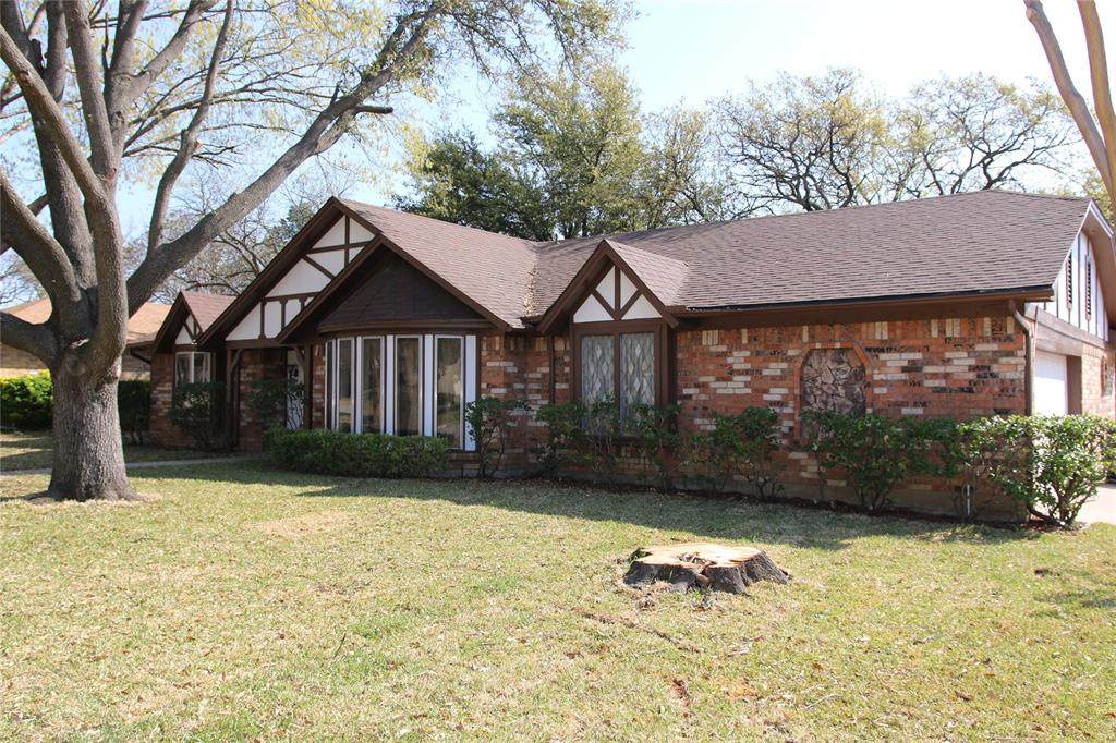 3015 Bramble Oaks Court - Photo 1
