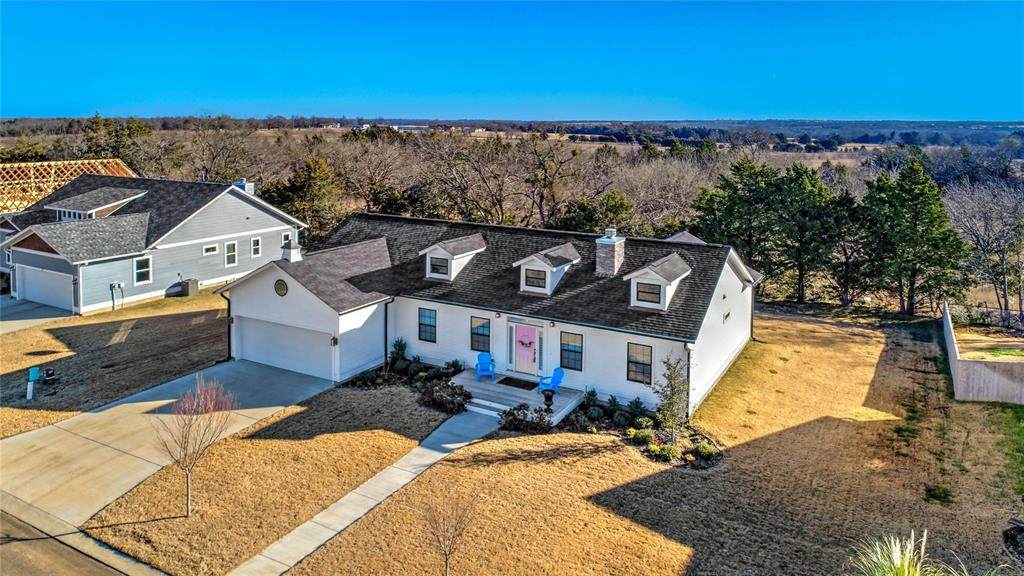 132 Willow Tree Lane - Photo 1