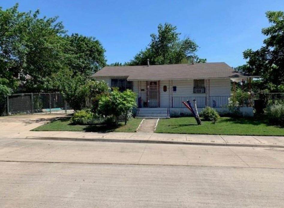 3414 Navaro Street - Photo 1