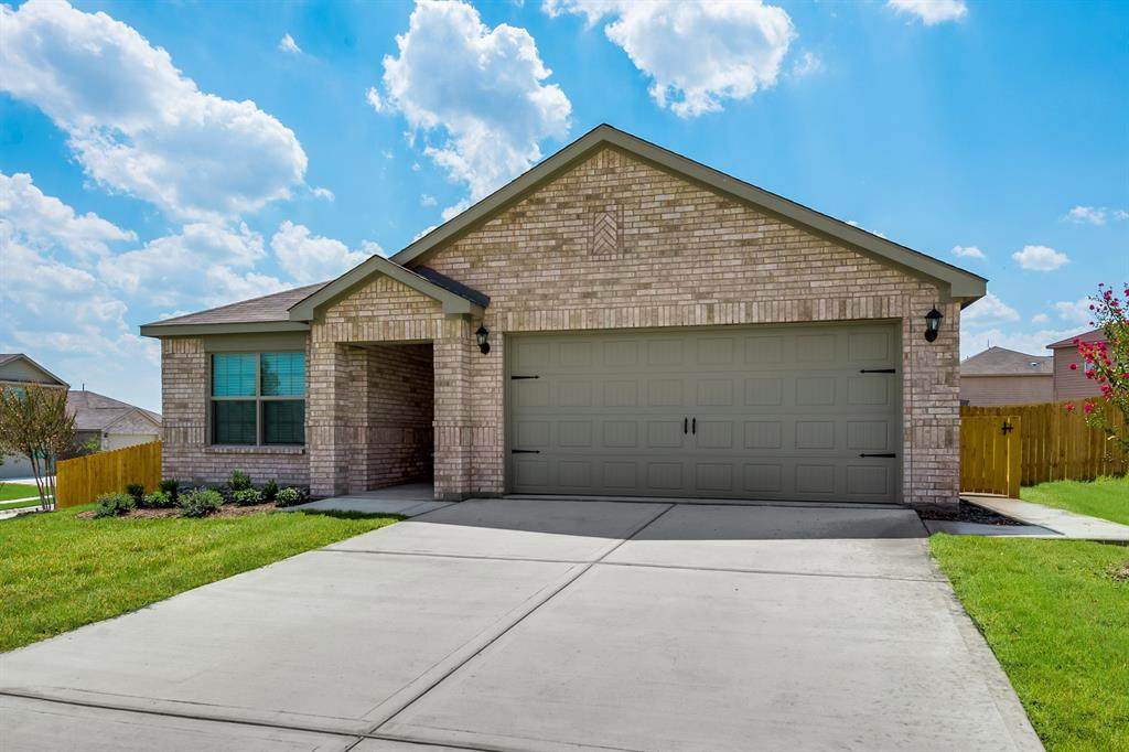 172 Bandana Circle - Photo 1