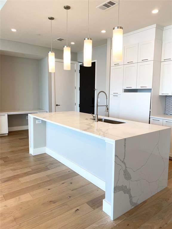 3033 Oliver Street - Photo 1