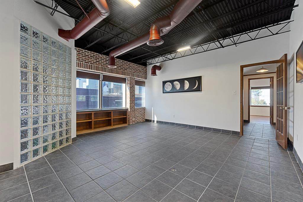 2705 Swiss Avenue - Photo 1