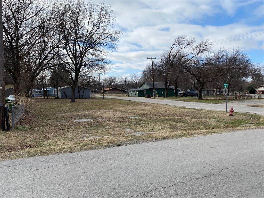 705 Main Street - Photo 1