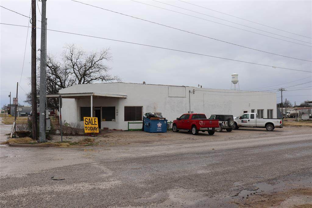 102 Lubbock Street - Photo 1