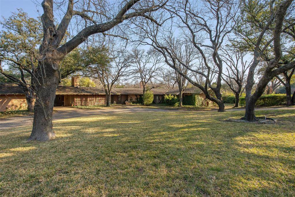10010 Strait Lane - Photo 1