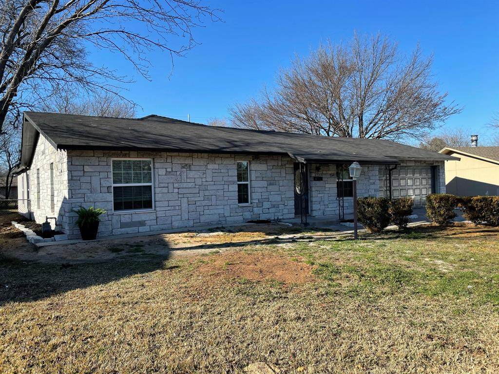 2713 Henry Drive - Photo 1