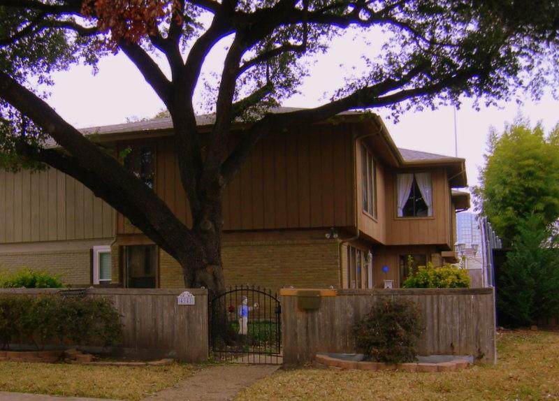 4945 Thunder Road - Photo 1