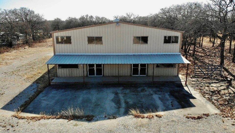 2804 E. Highway 199 - Photo 1
