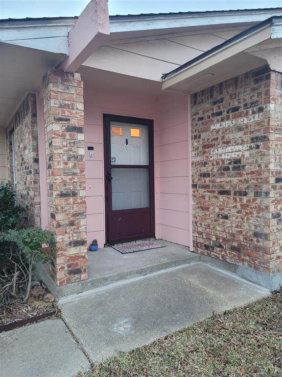 1522 Butterfield Drive - Photo 1