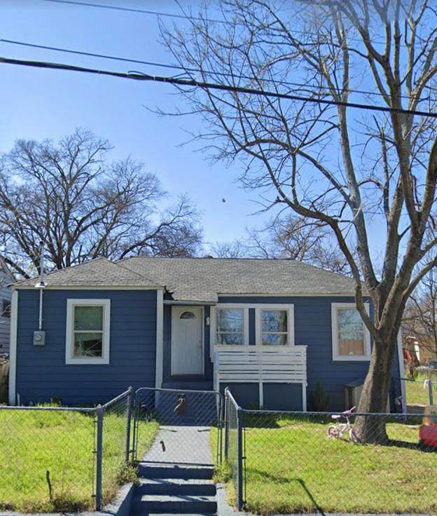 323 Avenue I - Photo 1