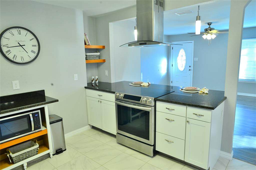 505 Darlene Lane - Photo 1