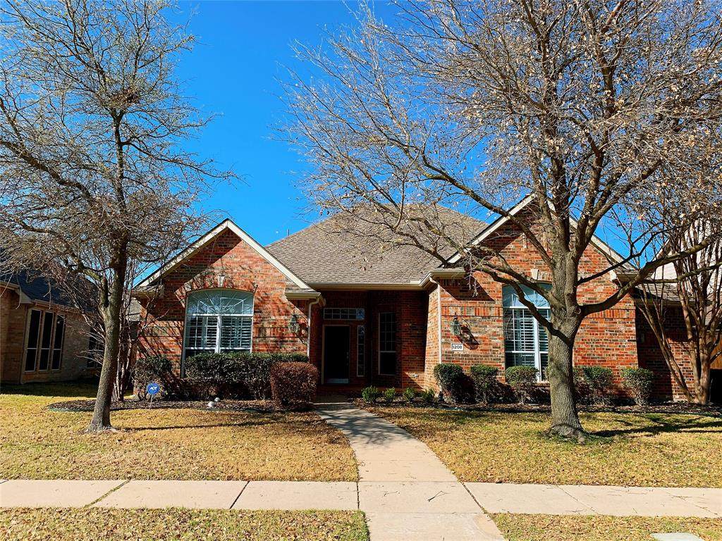 1208 Surrey Lane - Photo 1