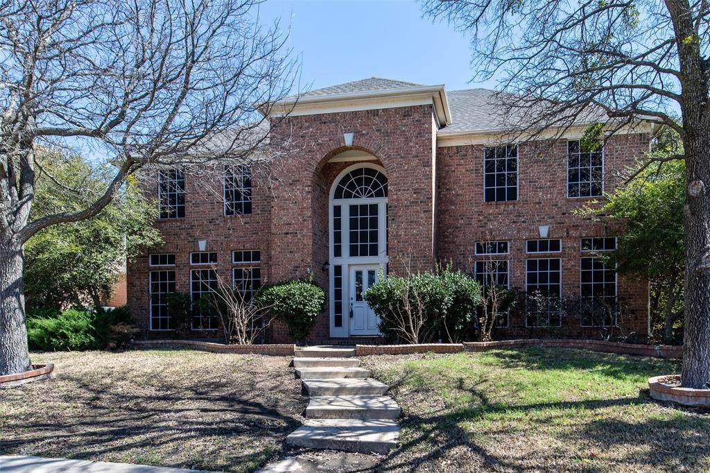 1539 Lakeview Drive - Photo 1
