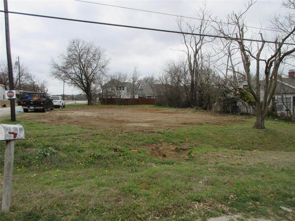 114 Denton Street - Photo 1