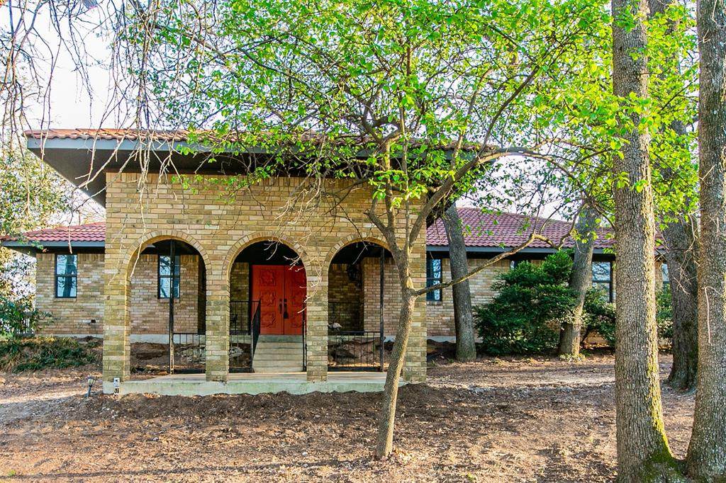 1200 Oak Trail - Photo 1