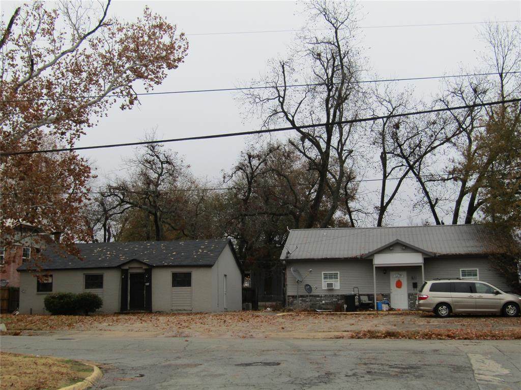 245 12th Street - Photo 1