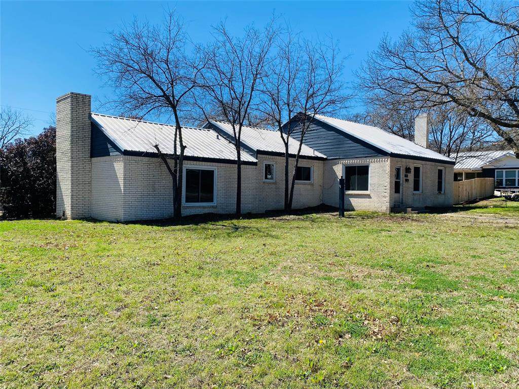 805 Cherry Street - Photo 1