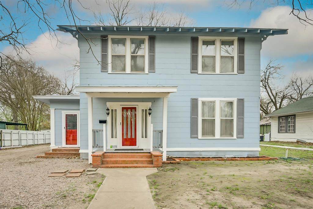 1555 5th Avenue - Photo 1