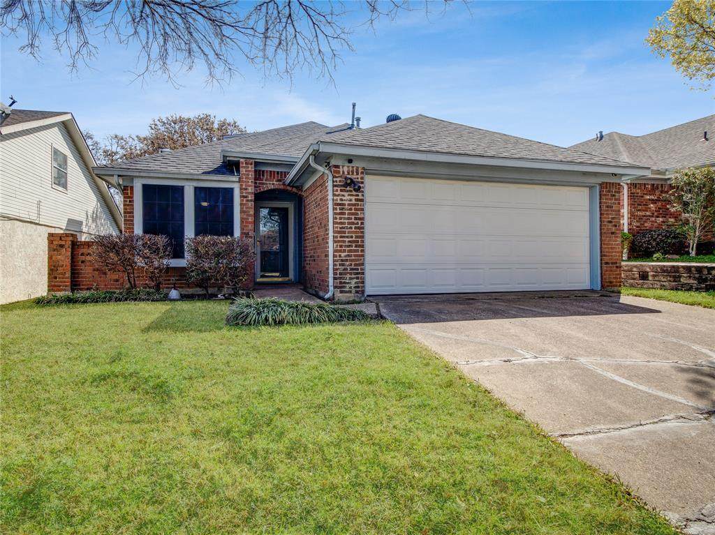 5432 Village Green Drive - Photo 1