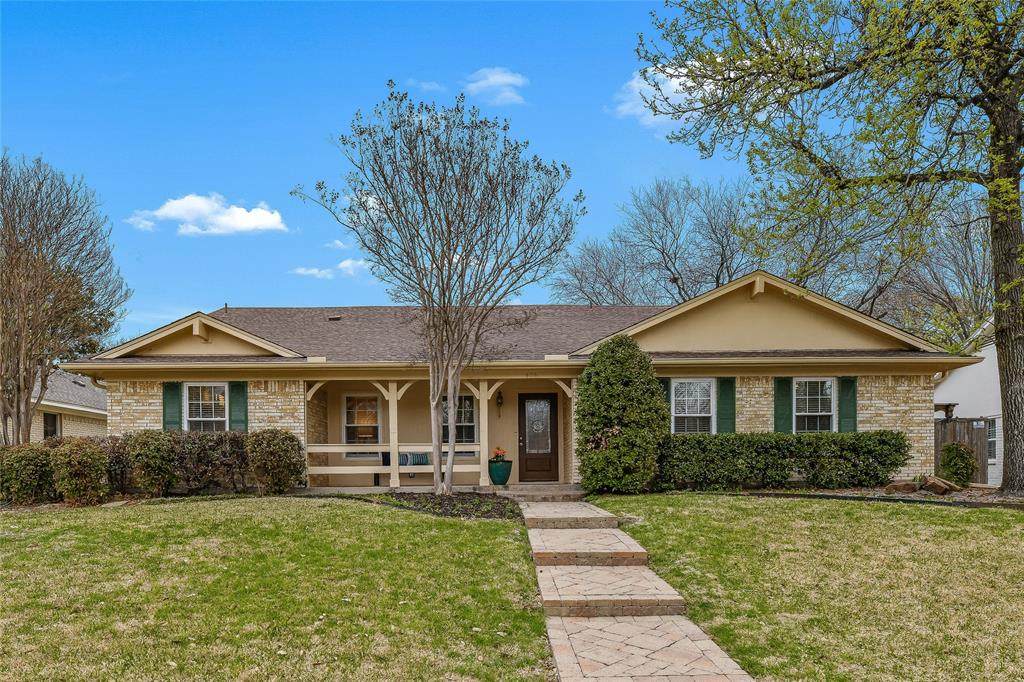 406 Valley Cove Drive - Photo 1