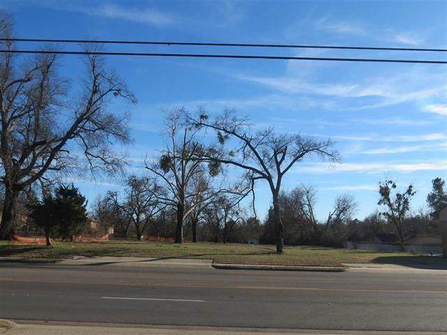 2500 Lamar Avenue - Photo 1
