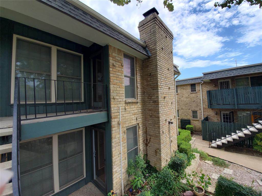 7723 Meadow Park Drive - Photo 1