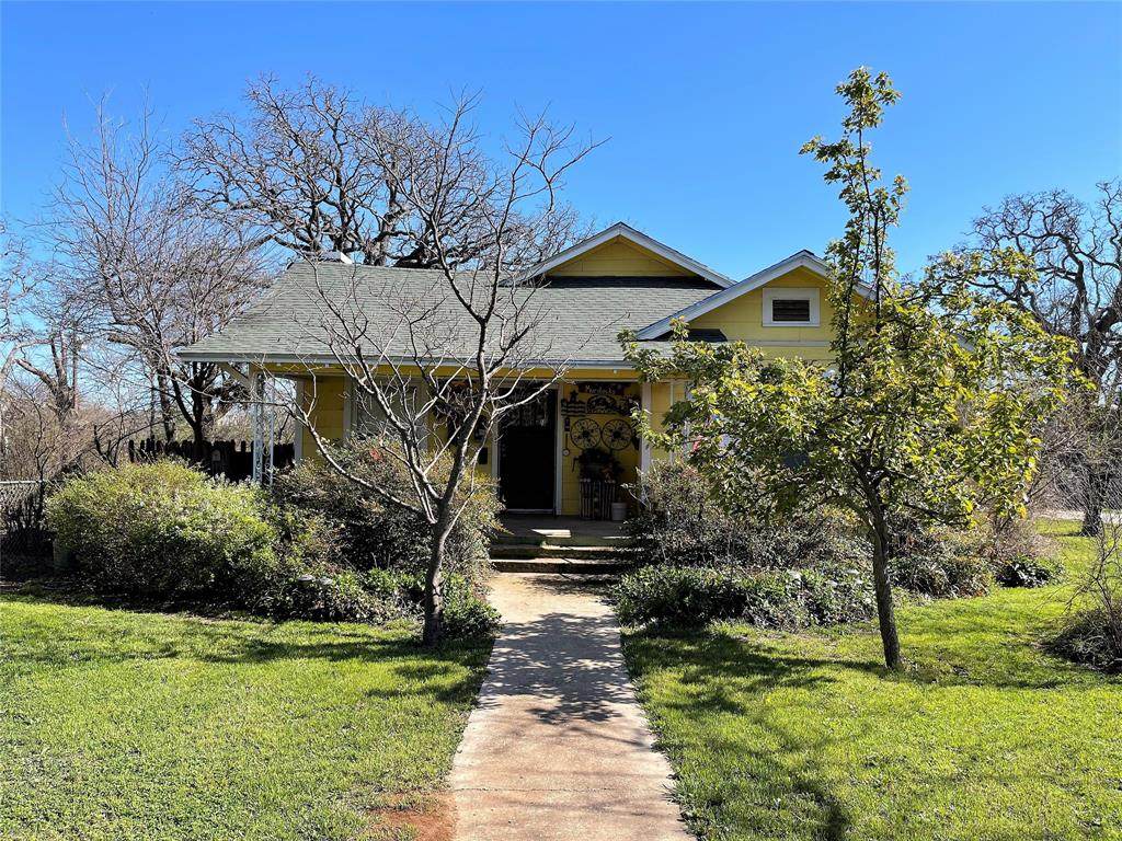 706 23rd Street - Photo 1