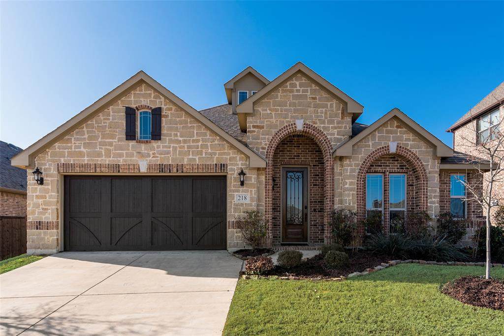 218 Calvert Drive - Photo 1