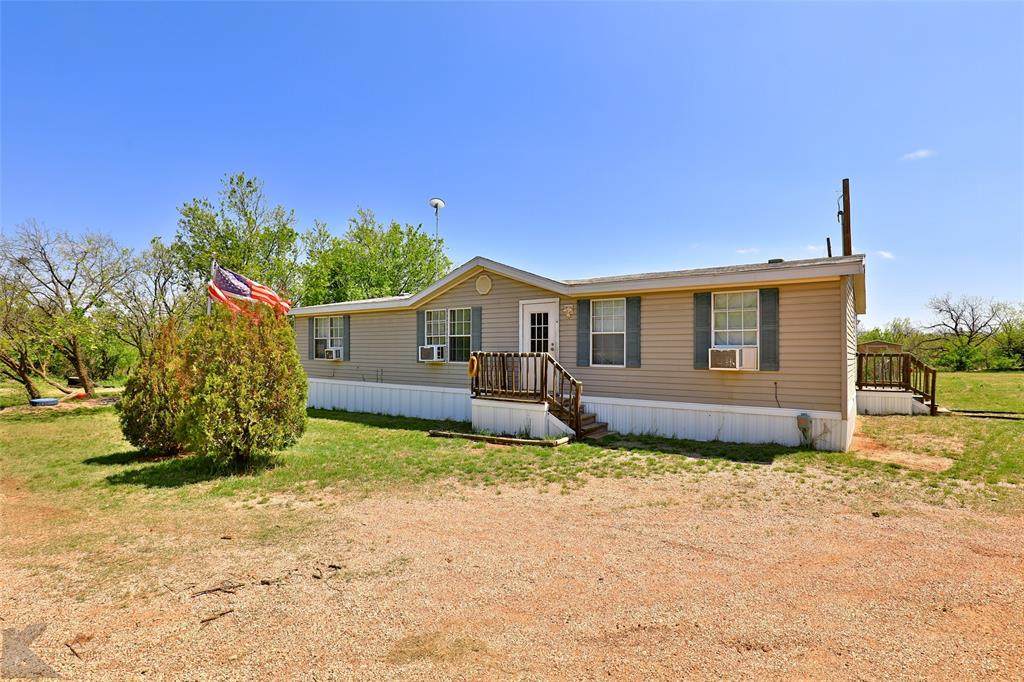 4289 Private Road 355 - Photo 1