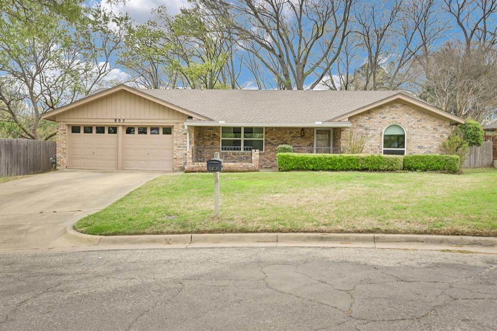 805 Pin Oak Court - Photo 1