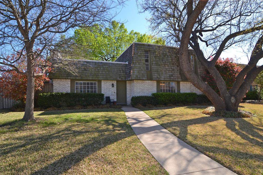 2110 Scarlet Oak Drive - Photo 1