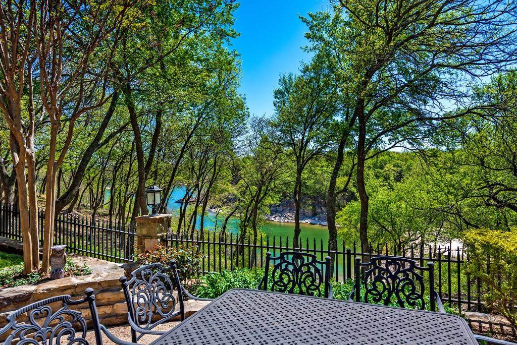 166 Monarch Drive - Photo 1
