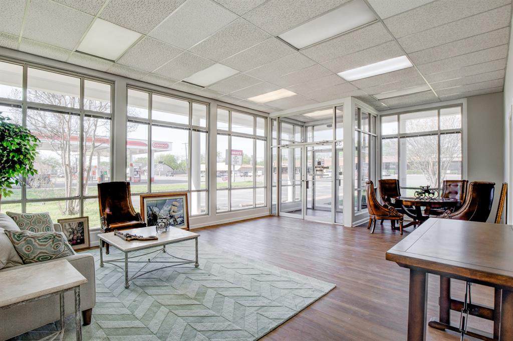 301 Morgan - Photo 1