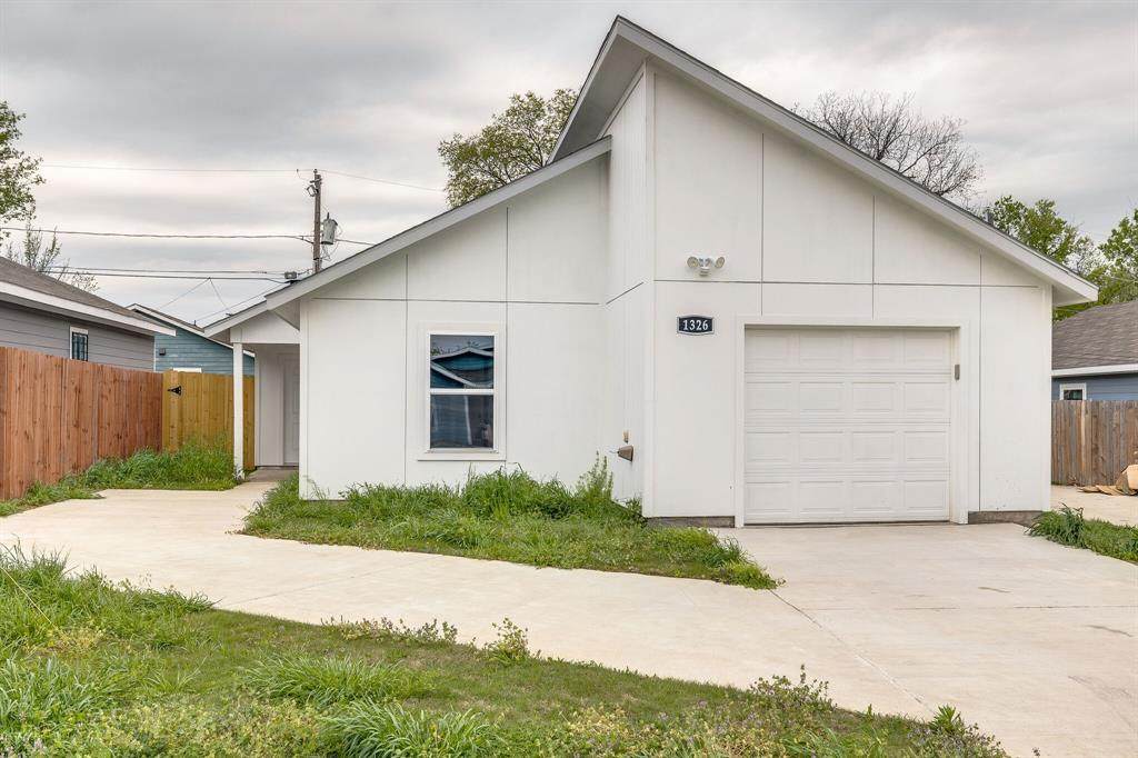 1326 Driess Street - Photo 1